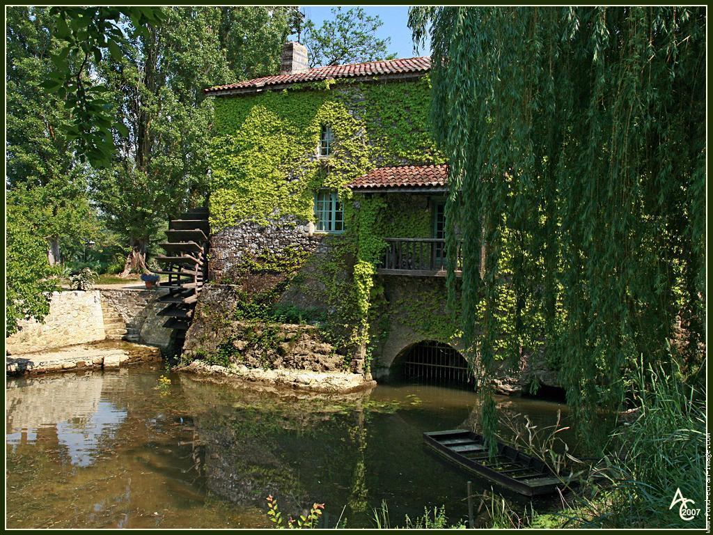 Moulin De Cocussotte Bed & Breakfast Saint-Pierre-sur-Dropt Exterior photo