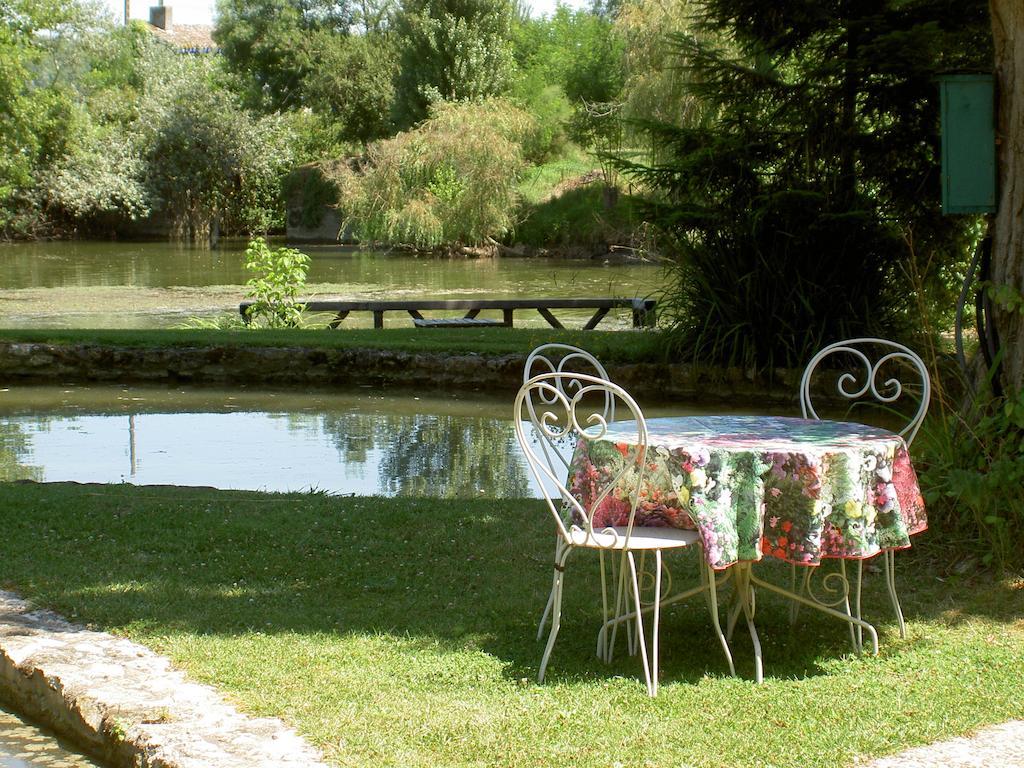Moulin De Cocussotte Bed & Breakfast Saint-Pierre-sur-Dropt Exterior photo