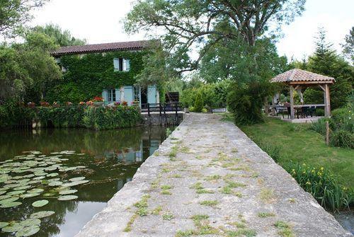 Moulin De Cocussotte Bed & Breakfast Saint-Pierre-sur-Dropt Exterior photo
